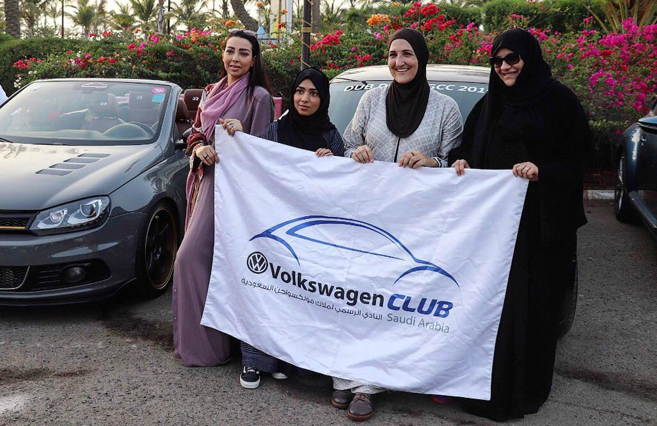 أول نادي سيارات مخصص للسيدات السعوديات 530070509